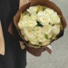 BT21 Bó hoa hồng trắng
