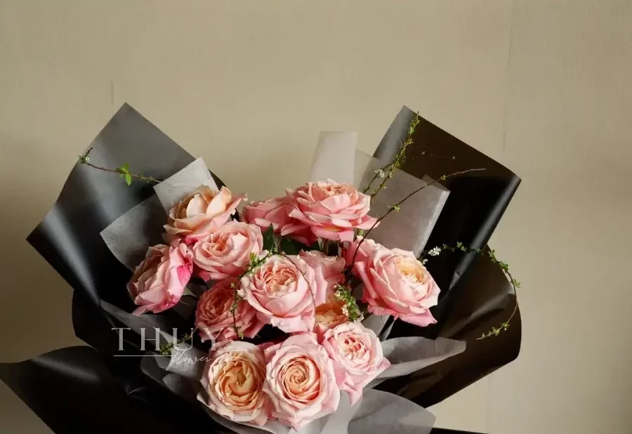 Bó hoa hồng julibee tặng bạn gái