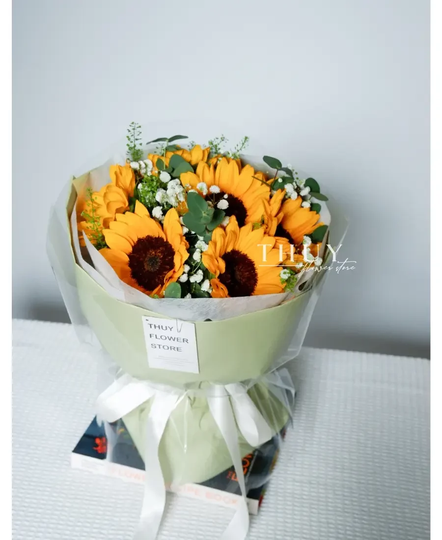 Bó hoa hướng dương tặng tốt nghiệp bạn gái