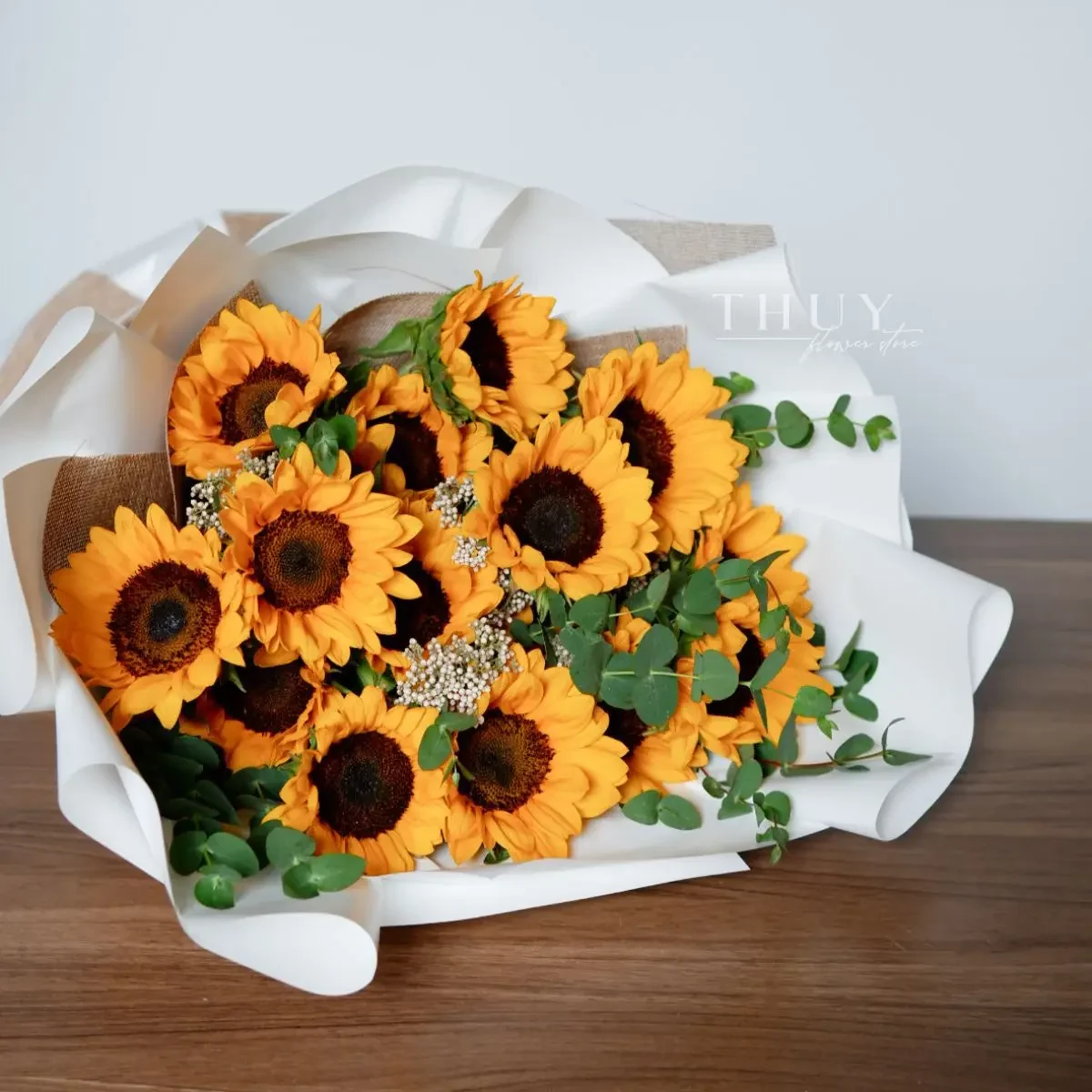 Bảo quản bó hoa hướng dương