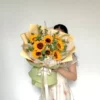 BV135 Bó hoa hướng dương mix baby tặng tốt nghiệp