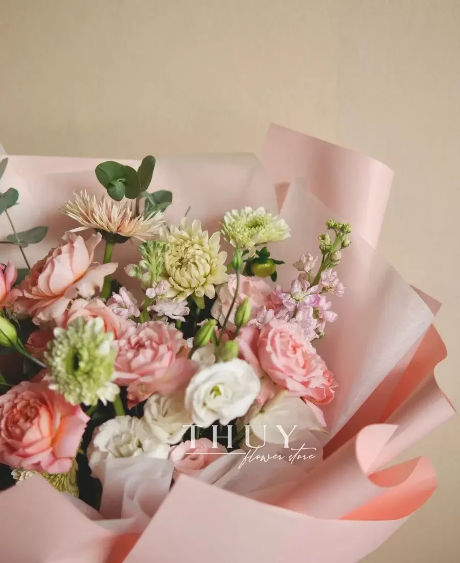 Bó hoa tone màu hồng tặng vợ 8 tháng 3