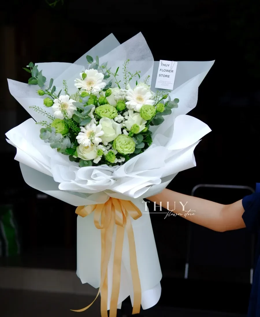 Bó hoa tặng bạn bè đồng nghiệp
