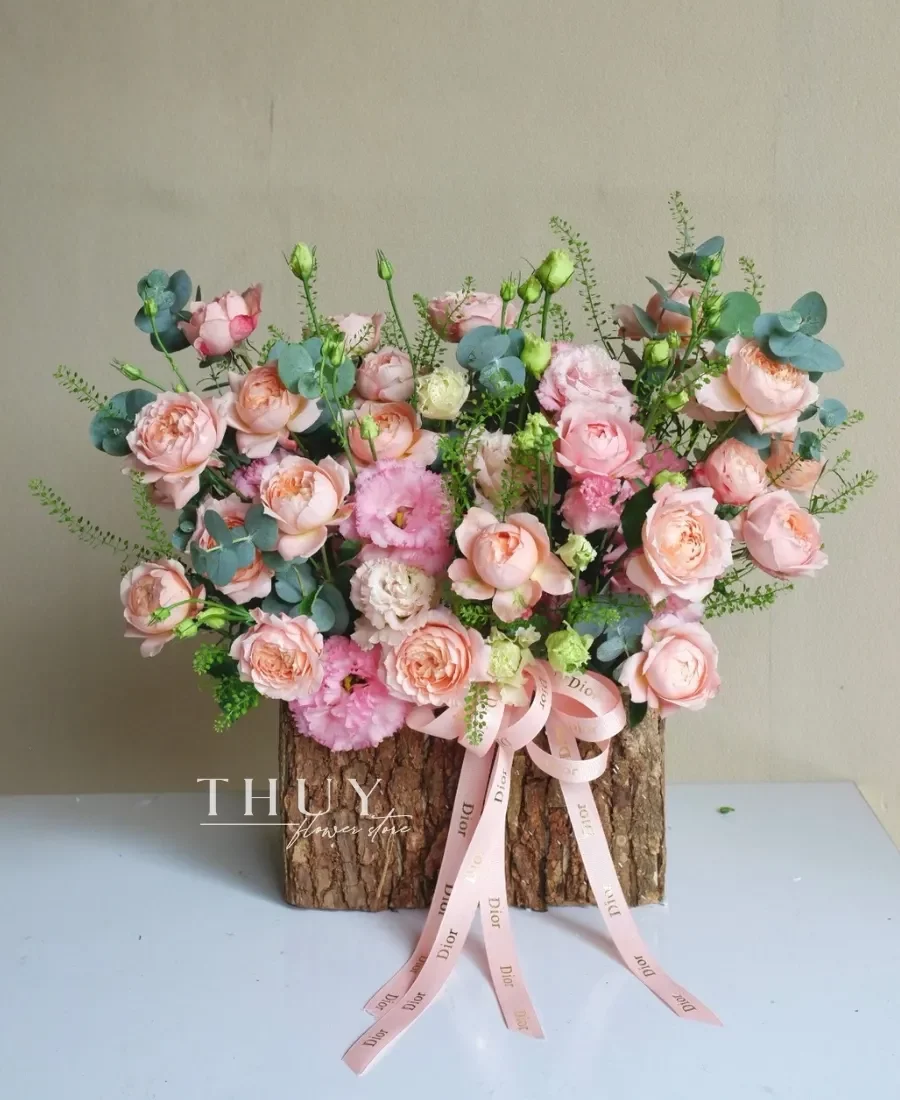 Lẵng hoa tặng đồng nghiệp