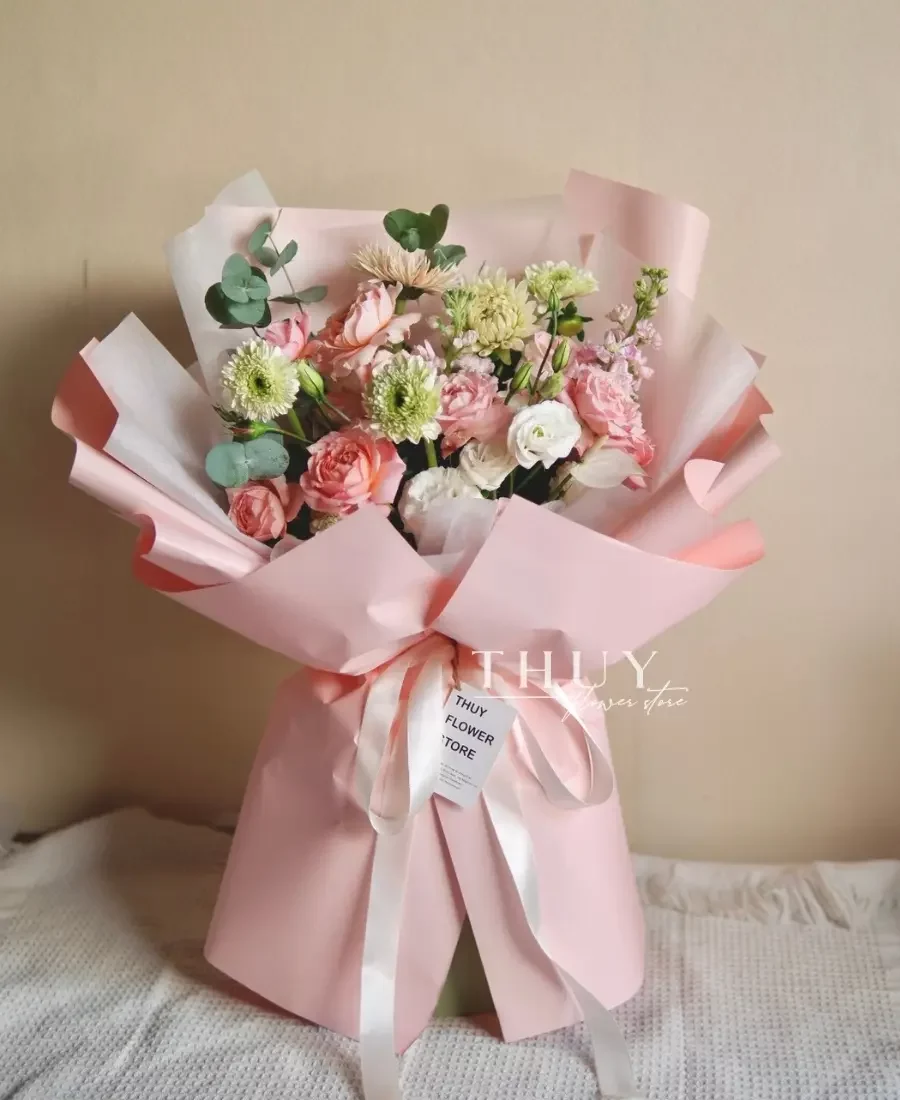 Bó hoa tone màu hồng tặng 8 tháng 3 vợ yêu
